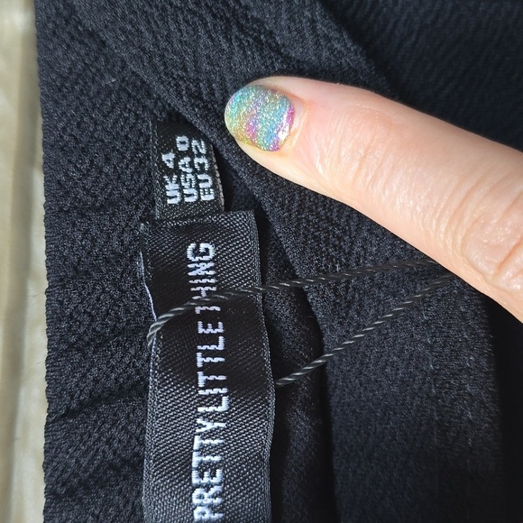 PrettyLittleThing Black Jemmia Split Mini Skirt New with tags NWT 0 - Picture 12 of 13